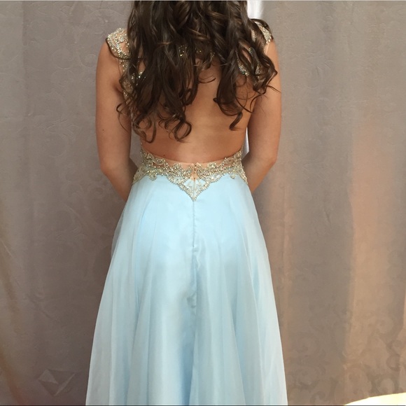 PROM DRESS - Picture 3 of 3